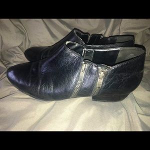 SALE 3/$18 - 
Nine West Black Ankle Boots 9
